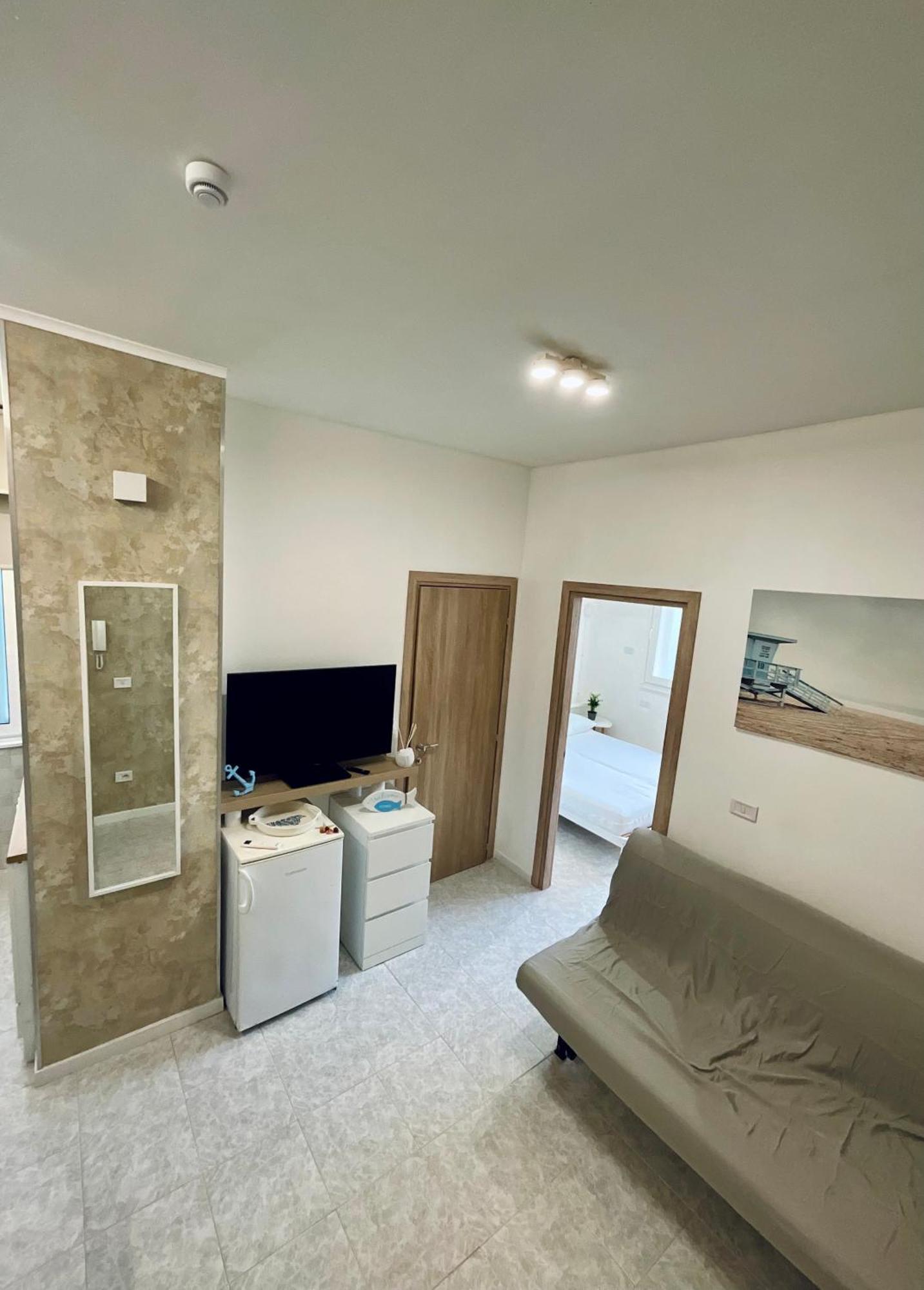100 Mt Dal Mare - On The Beach - Wifi - Clima Relax For Family Porto San Giorgio Exteriör bild